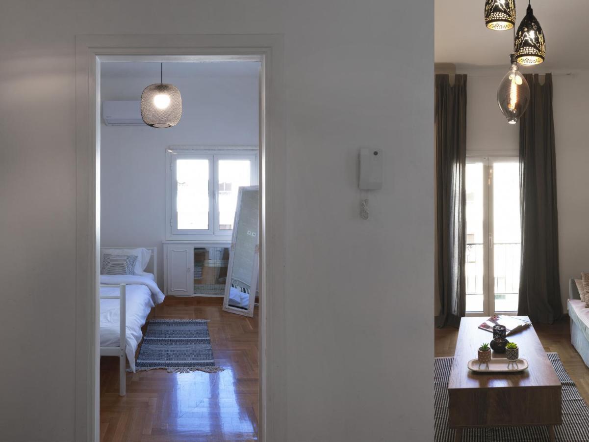 Beautiful Athenian Apartment Next To The Center Eksteriør billede