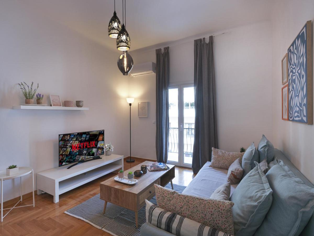 Beautiful Athenian Apartment Next To The Center Eksteriør billede