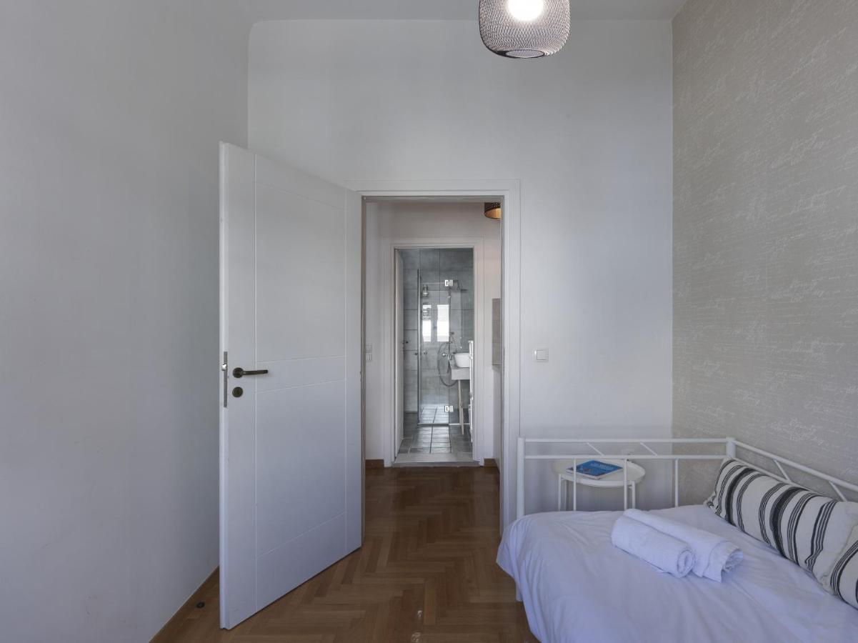 Beautiful Athenian Apartment Next To The Center Eksteriør billede