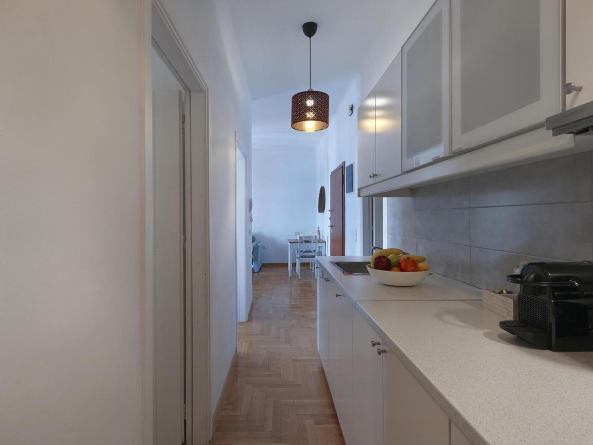 Beautiful Athenian Apartment Next To The Center Eksteriør billede